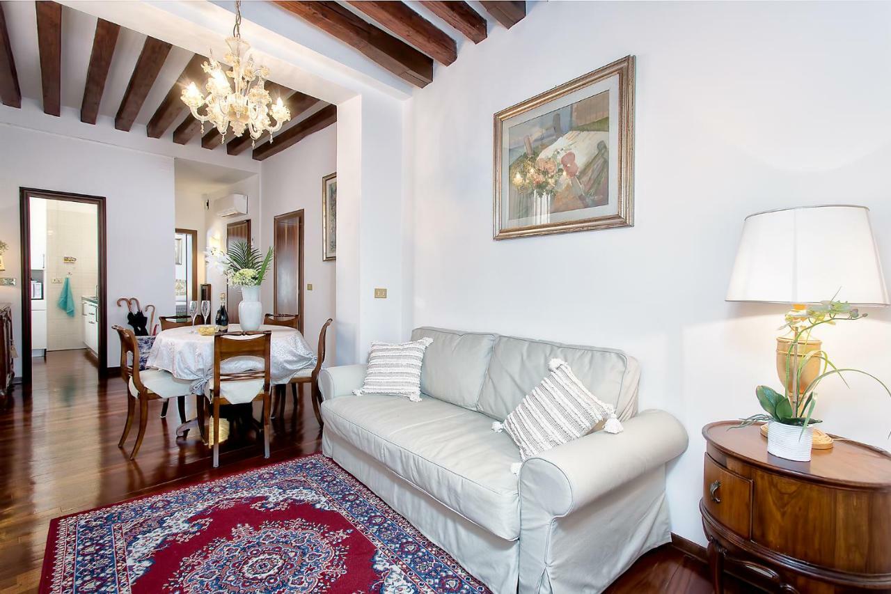 Residenza Calle Larga San Marco Veneza Exterior foto